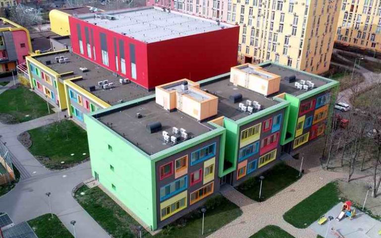PREDIVNO NASELJE KOJE IZGLEDA KAO LEGO GRAD