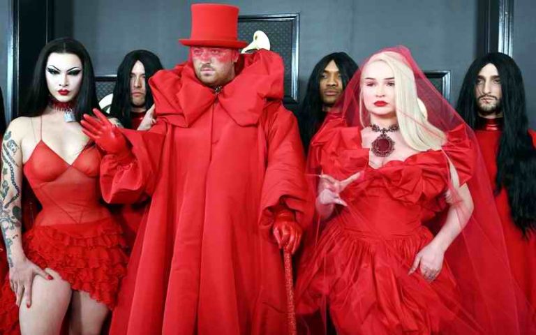 Preko kretenizacije muzike, do droge, alkohola, agresivnosti, satanizma i homoseksualnosti 