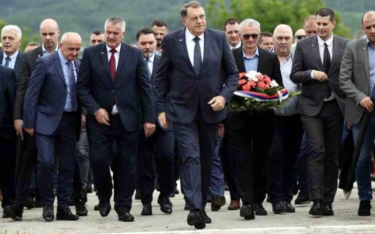 SREBRENICA LAŽI I VIDEO TRAKE